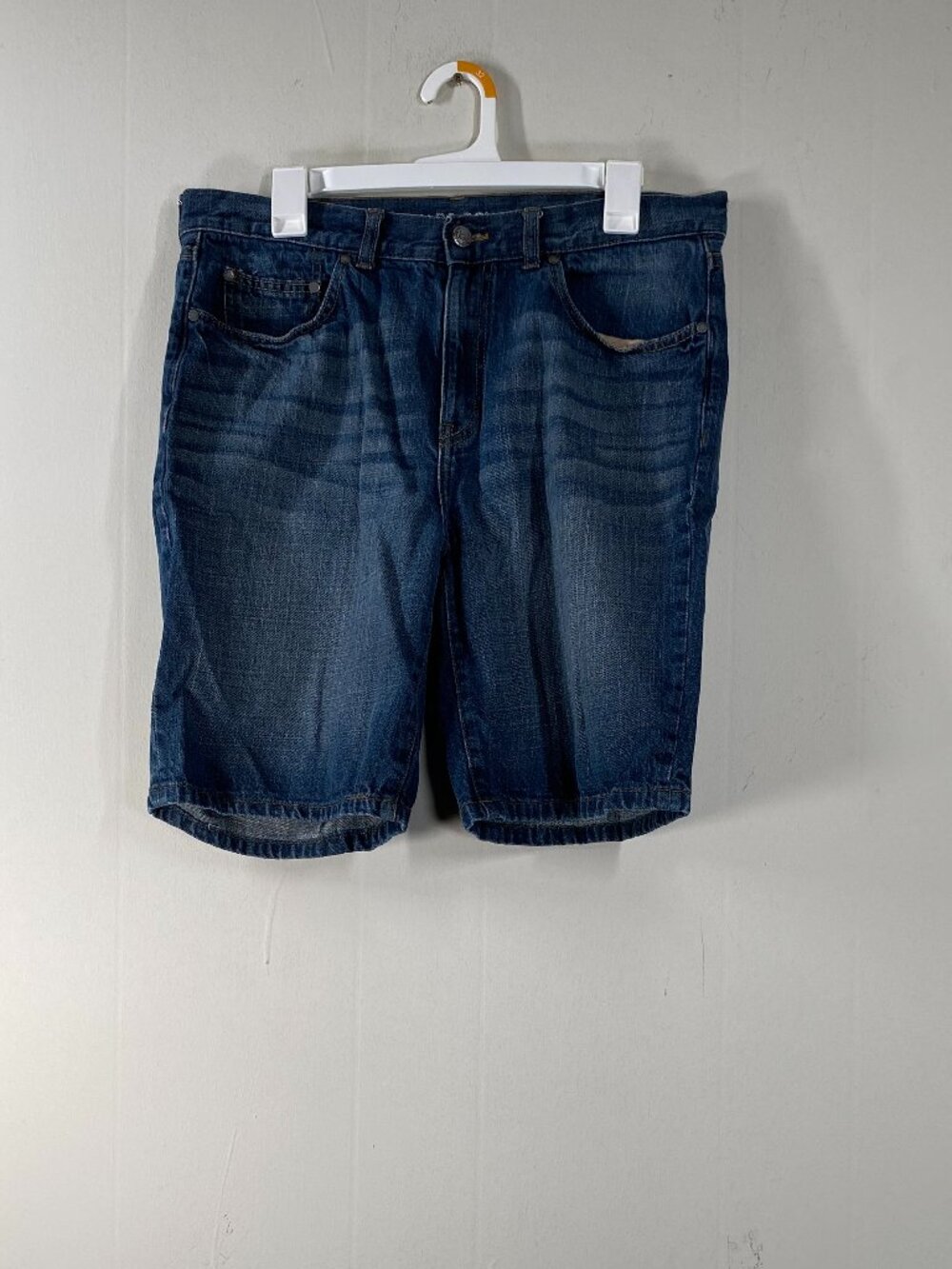 Chaps STRAIGHT FIT Bermuda Denim Jean Shorts Men's 34 Mid Rise Blue Casual